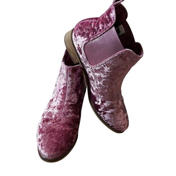 TOMS Ella Faded Rose Pink Crushed Velvet Ankle Boots Women's US 10 EU 42 - Picture 5 of 12
